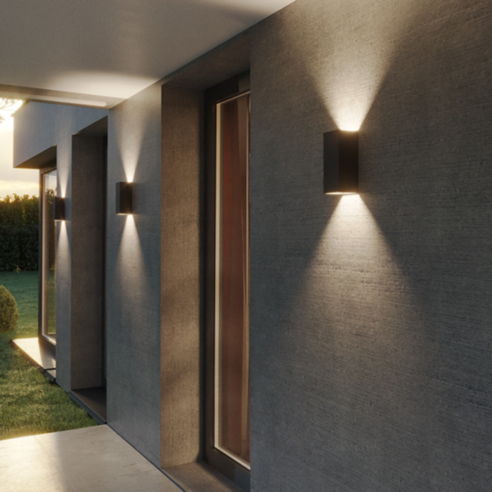 Consultez nous pour d�couvrir la gamme de nos luminaires d'ext�rieur de chez AQFORM